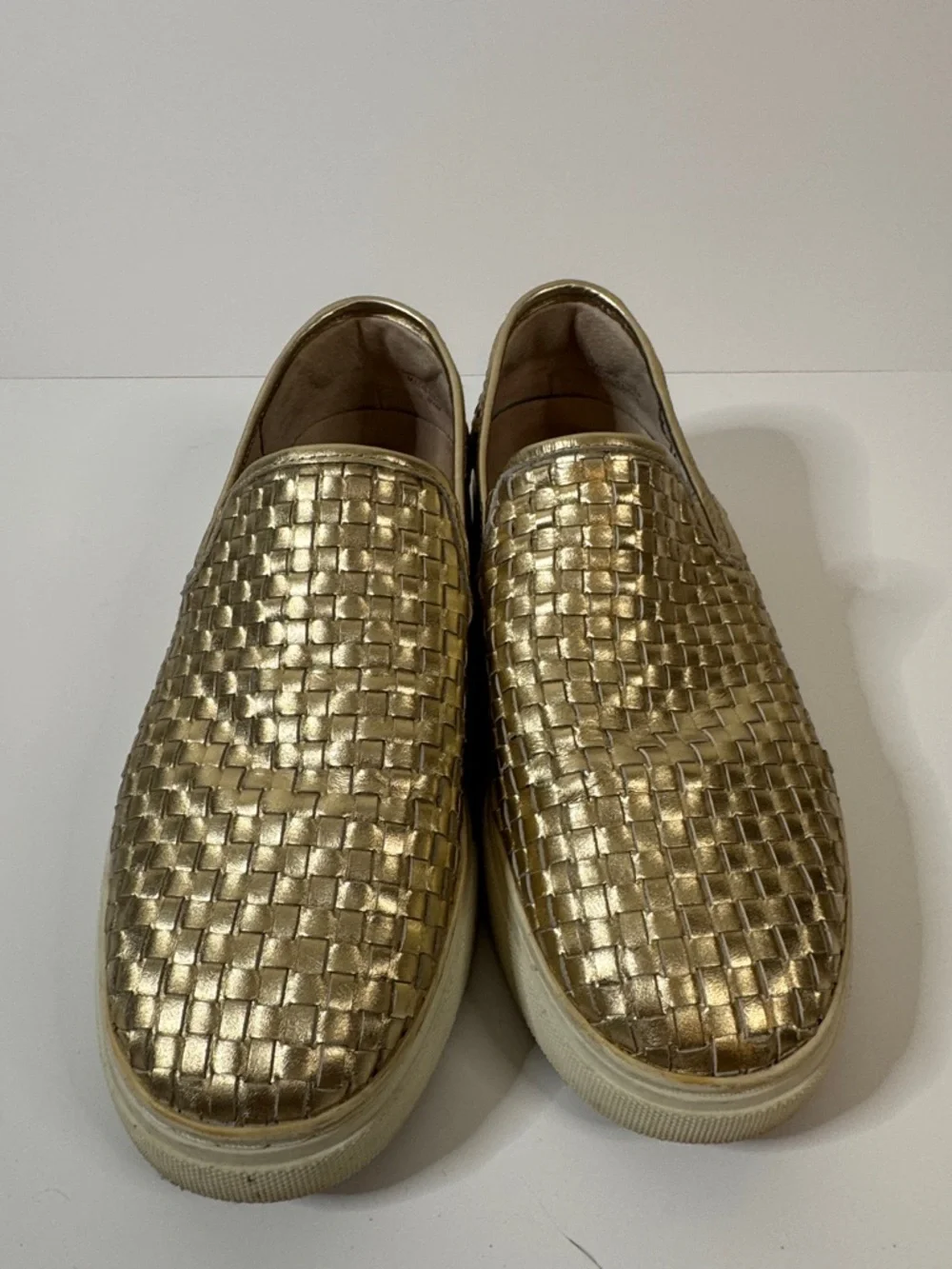 J/Slides Womens Calina Fashion Sneakers Size 8.5 Gold Metallic Weave
